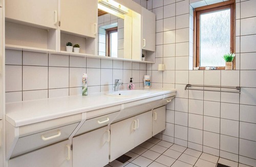 Karby House | 10 person holiday home in Karby