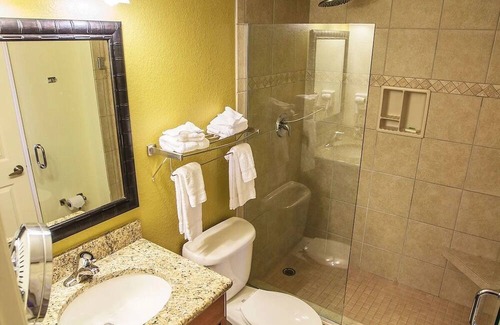 Florida Central Atlantic Coast Apartment | Studio at Resort for 4 people Next to Parks!