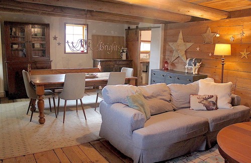 Unorganized Centre Parry Sound Cabin | Cozy Cabin on 10 Acres!
