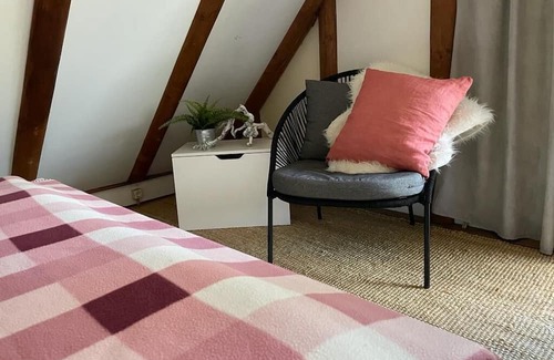 Feriendorf Frankenau Cabin | Exclusive living with a dog for up to 6 people