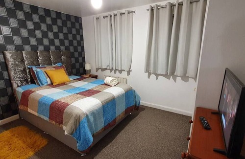 Sittingbourne House | Mannys Apartment - Flagship Lodge