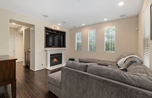 Quail Hill Condo | Beautiful Resort-Like 3 Bedroom / 3 Bathroom Irvine Quail Hill Condo!