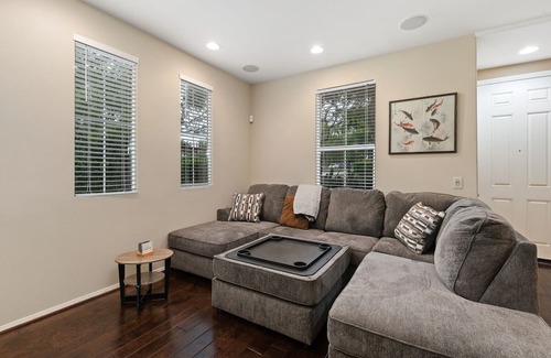 Quail Hill Condo | Beautiful Resort-Like 3 Bedroom / 3 Bathroom Irvine Quail Hill Condo!