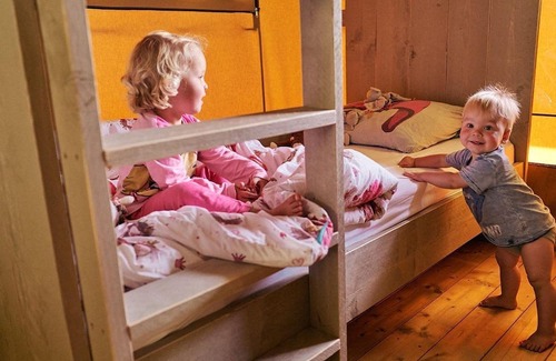 Mesnil-Saint-Pere Cabin | Luxe 5 Pers. Villatent at cozy family camping Lac d'Orient