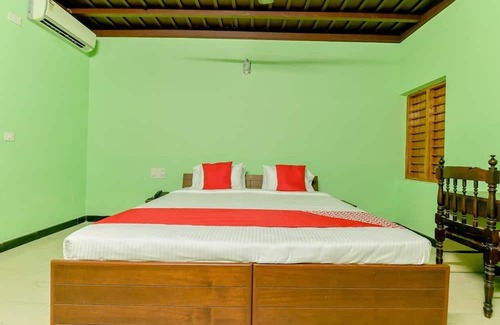 Alappuzha Resort | Traditional Beach Resort stay,Alappuzha