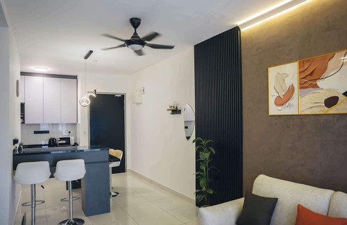 Kampung Bukit Dukong Apartment | 3BR Traders Park Apartment Cheras KL