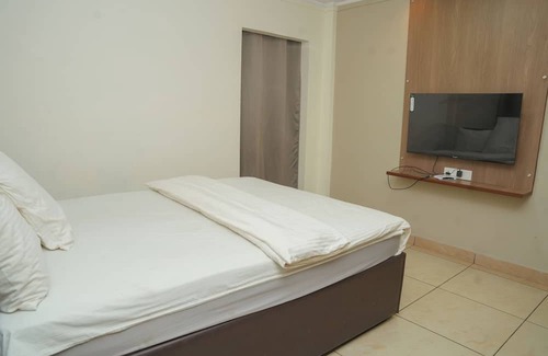 Bhimavaram Hotel | Hotel Grand Leela Krishna