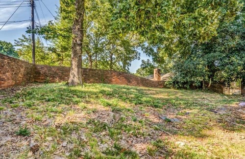 Whitehaven House | Pomona Cottage