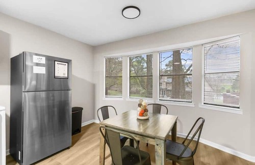 Crestline Heights House | Valley Lake Gem