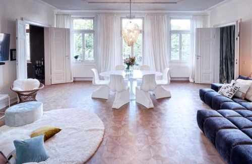 Kronberg Apartment | Oberurseler
