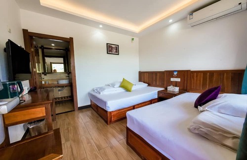 Xiangxi Bed & Breakfast | Jingjing Home Inn No. 372 Furong Town