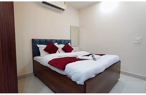 East of Kailash Hotel | Fabhotel Elegant Stay