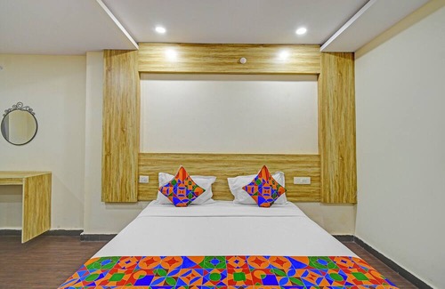 Hyderabad Hotel | Fabhotel Cube