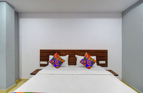 Miyapur Hotel | Fabhotel Vega