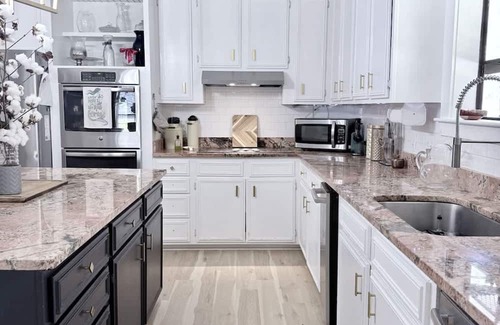 Fairhope House | Southern Charm House Min From Shopping Beaches