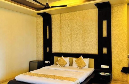 Amravati Hotel | Hotel Neelam