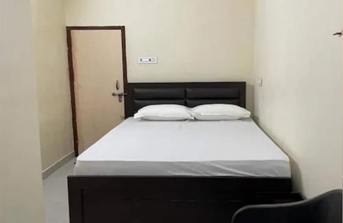 Lakhisarai Cabin | Hotel lakshmi kedarnath Hall Bihar
