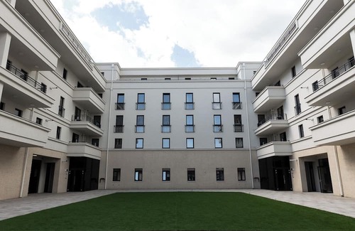 Baia Mare Apartment | Nest Inn Boucle Apartment