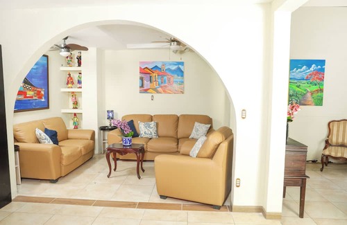 Managua Hotel | Los Altos Express