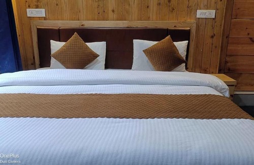 Bhatwari House | Harsil apple homestay