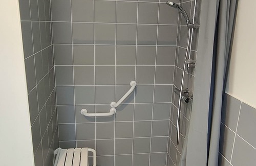 Saint-Martin-de-Valamas Hotel | Le Payanké Ardéchois