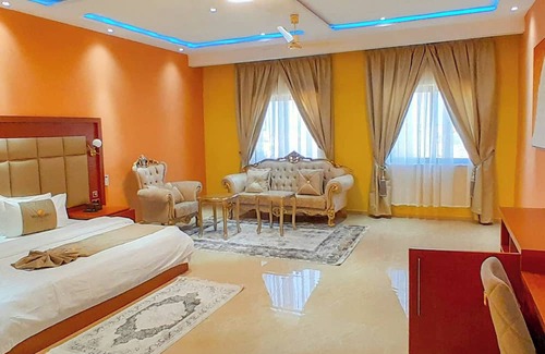 Ada Hotel | Heartland Hotel