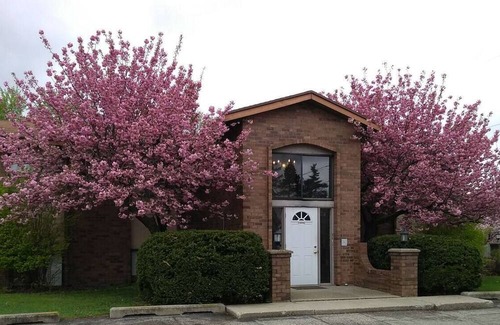 Wyoming Apartment | Charming 2-bedroom apartment with AC/Heating, WiFi in delightful Wyoming