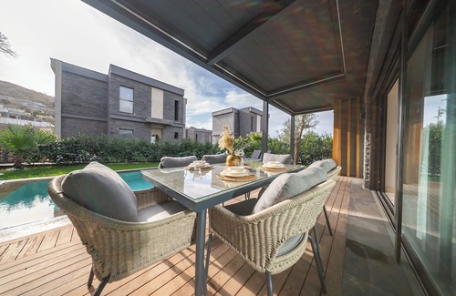 Koyunbaba Villa | Luxurious Villa Retreat with Private Swimming Pool