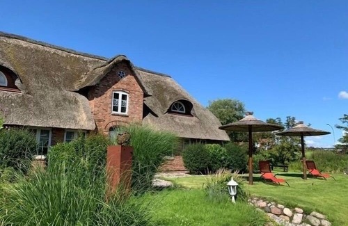 Neugalmsbull Apartment | Vacation apartment/apartment for 3 guests with 75m² in Galmsbüll (270450)