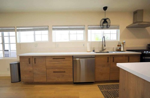 Sunset Cliffs House | °Heart of Ocean Beach°Ocean Views°1GIG Wifi Speed°