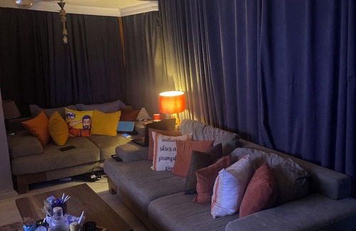 Bodrum City Center Apartment | Chic apartment with WiFi and AC in brilliant Muğla