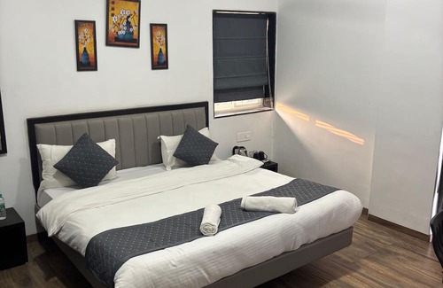 Satara Hotel | Sunny Executive Satara