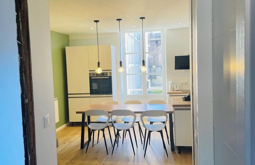 Voiron Apartment | Apartment in the town center at the foot of the Vercors and Chartreuse mountains