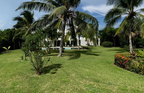 El Soco Villa | VILLA SOLIVELLAS by enjoyhomevacation