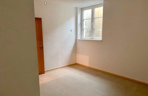 Westendorf Apartment | Bright 4-room basement apartment with private access and 3 parking spaces