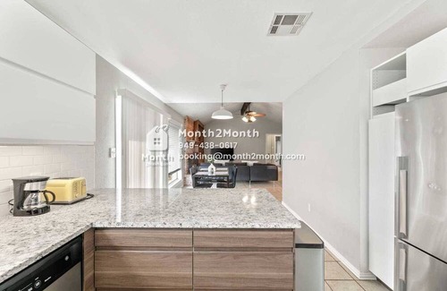 McNeil House | Powderhorn Hideaway E#42114