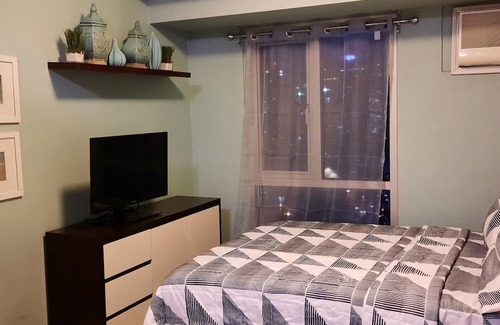 Bangkal Condo | Furnished Studio | 22.42 SQM