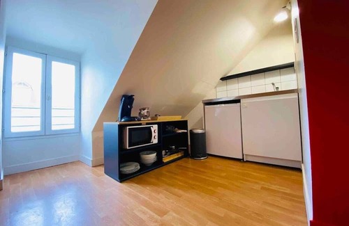 Bouchemaine Apartment | Apartment-Ensuite with Shower