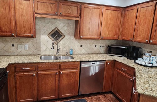 Roanoke House | Charming 3-bedroom, 2 bathroom house in downtown Roanoke.