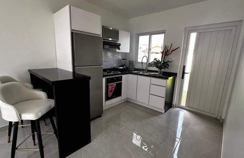 Boegoeroei House | ARUBINI 1-bedroom apartment with perfect location close to everything