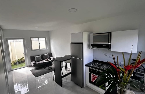 Boegoeroei House | ARUBINI 1-bedroom apartment with perfect location close to everything