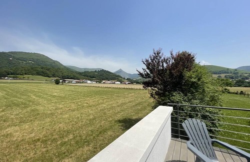 Mendive House | ELIZAKO BIDEA - MENDIVE