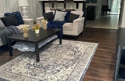 Gainesville House | The Meadow Retreat