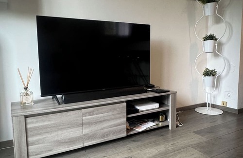 Saint-Jean Eudes Saint-Gilles Apartment | Charming 1-bedroom apartment with WiFi, fitness room in marvelous Caen