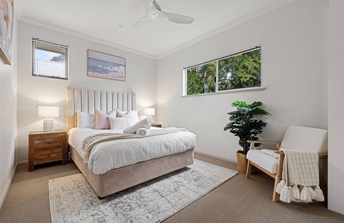 Margaret River Villa | Leafy Lane Villa - 1 Min To Main Street