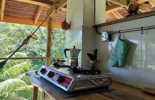 Santa Catalina Apartment | 2BR/2BA loft apartment with treehouse feeling in Santa Catalina