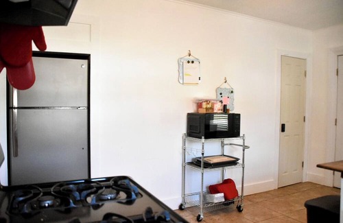 Fort Smith House | Charming 2-bedroom house with WiFi and AC in Fort Smith