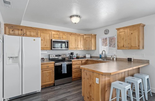 Maeser House | Escape to our Family-Friendly Work and Stay Oasis
