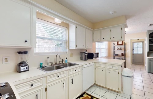 Spring House | 4-bedroom dog-friendly home with patio & backyard