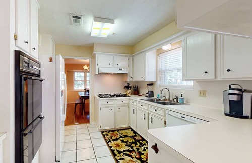 Spring House | 4-bedroom dog-friendly home with patio & backyard
